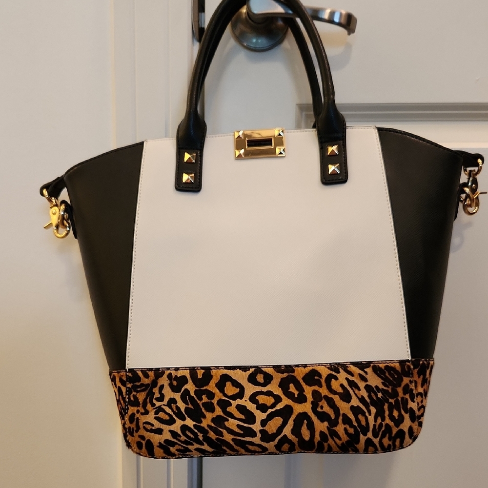 NWOT Stylish Black and White Leather Tote Bag with Leopard Print